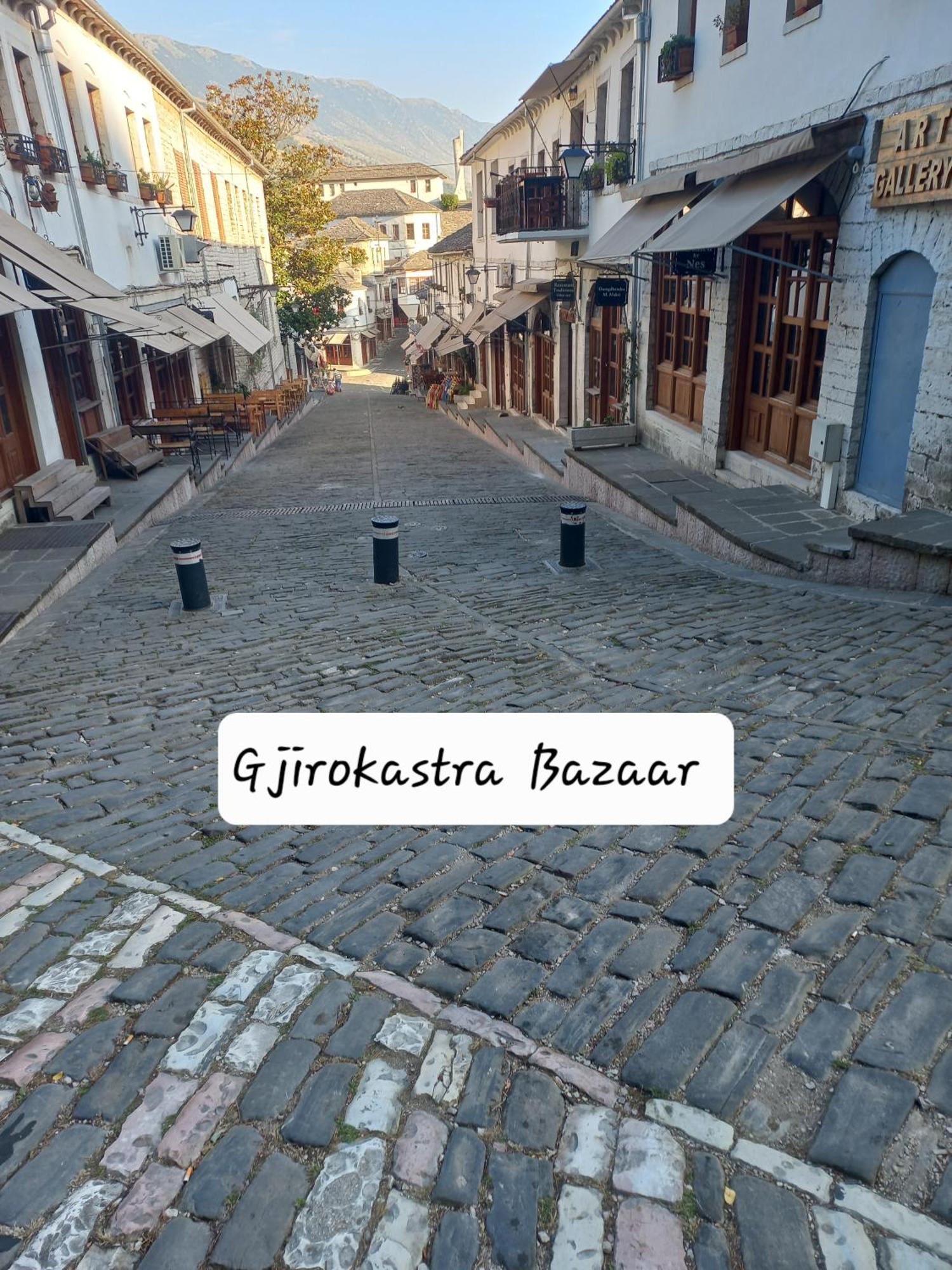 Gjirokastër Sokolli Guest House מראה חיצוני תמונה